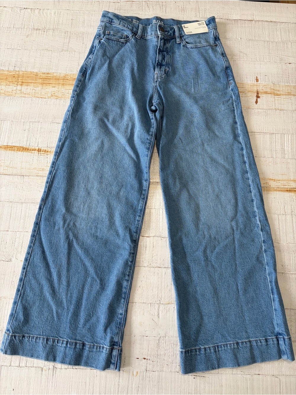 a.n.a. Wide Leg Jeans NWT size 6 SHORT High Rise Light Solar Denim